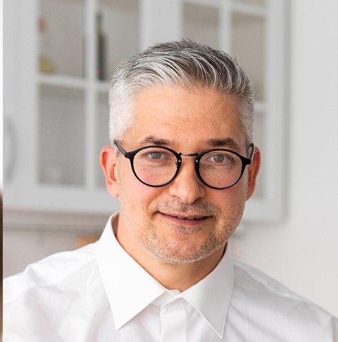 Jacek Nowakowski